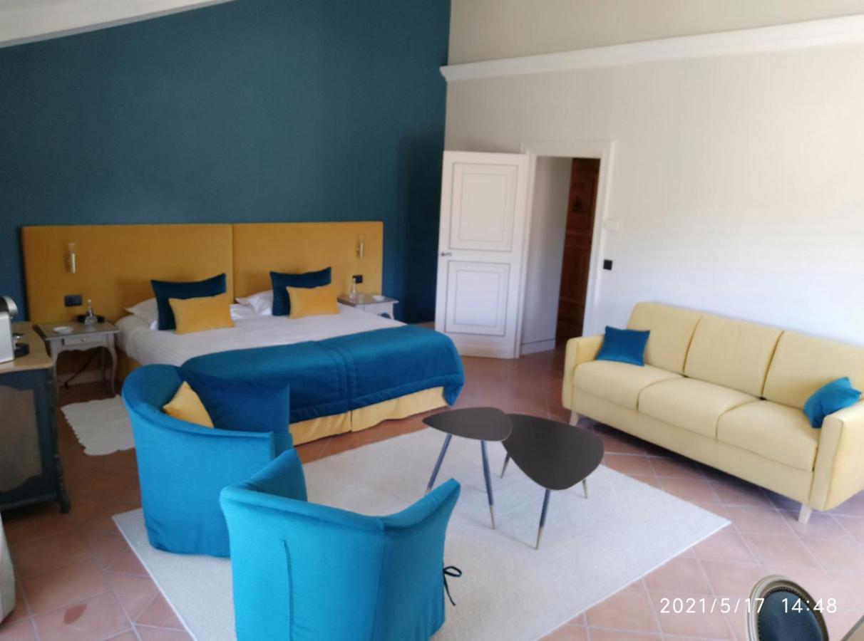 Chateau Et Golf De Taulane La Martre Εξωτερικό φωτογραφία