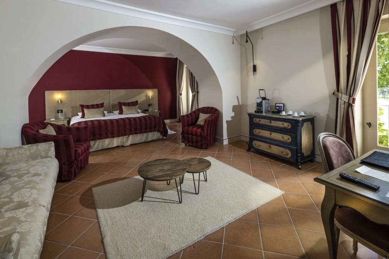 Chateau Et Golf De Taulane La Martre Εξωτερικό φωτογραφία