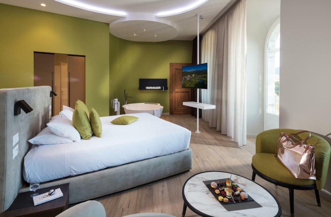 Chateau Et Golf De Taulane La Martre Εξωτερικό φωτογραφία