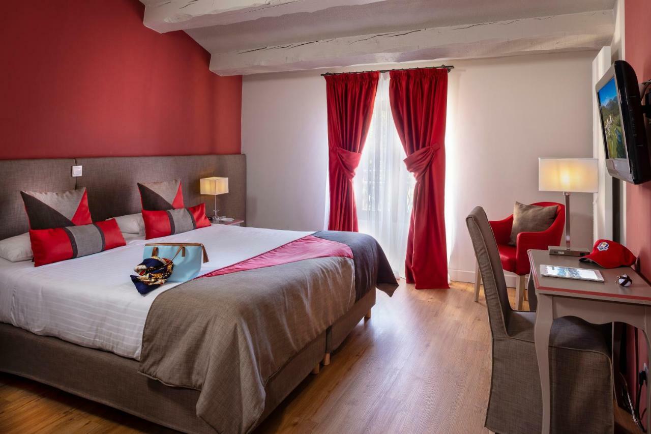 Chateau Et Golf De Taulane La Martre Εξωτερικό φωτογραφία
